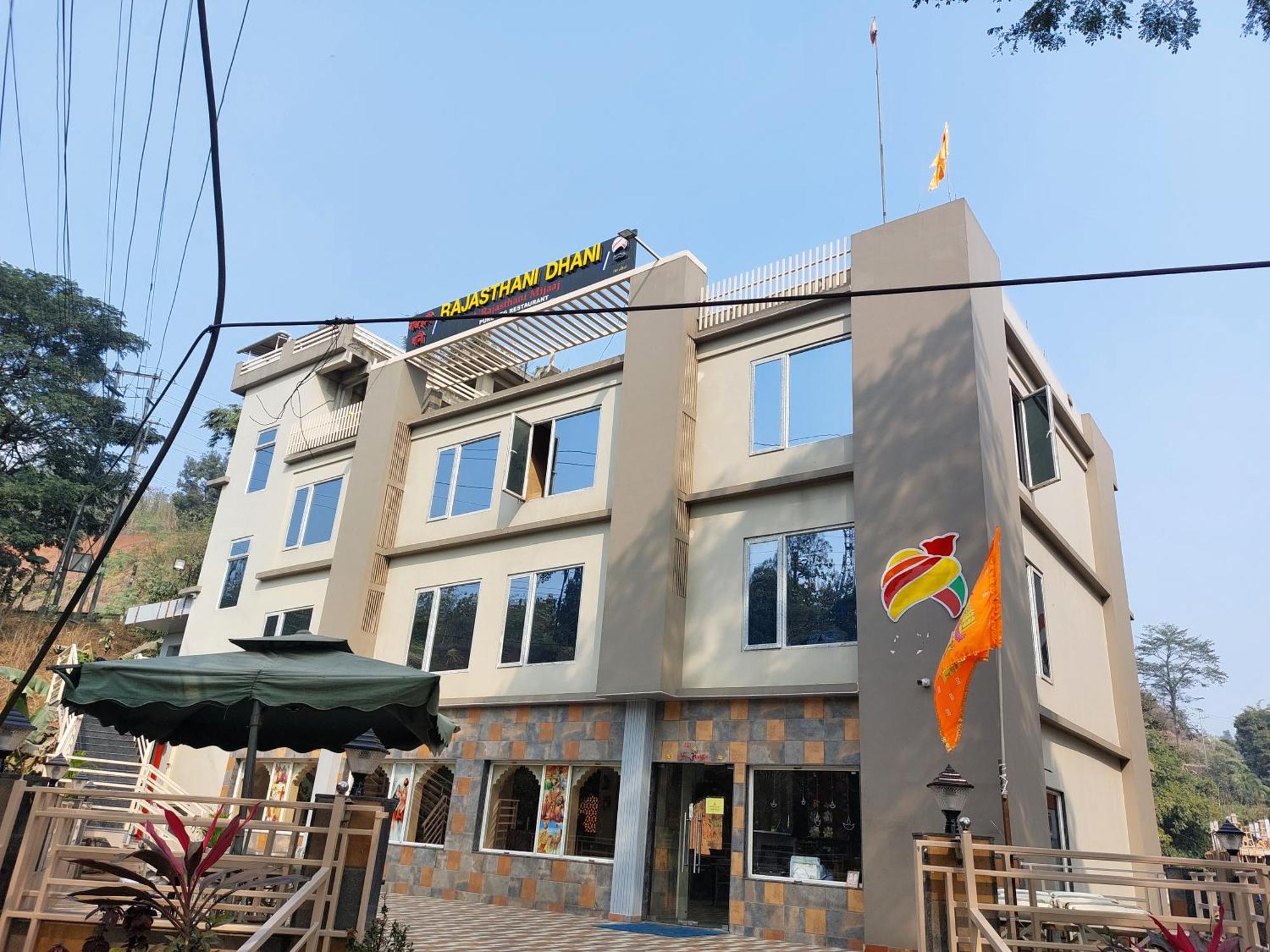 Rajasthani Dhani Hotel Khanapara Exterior photo